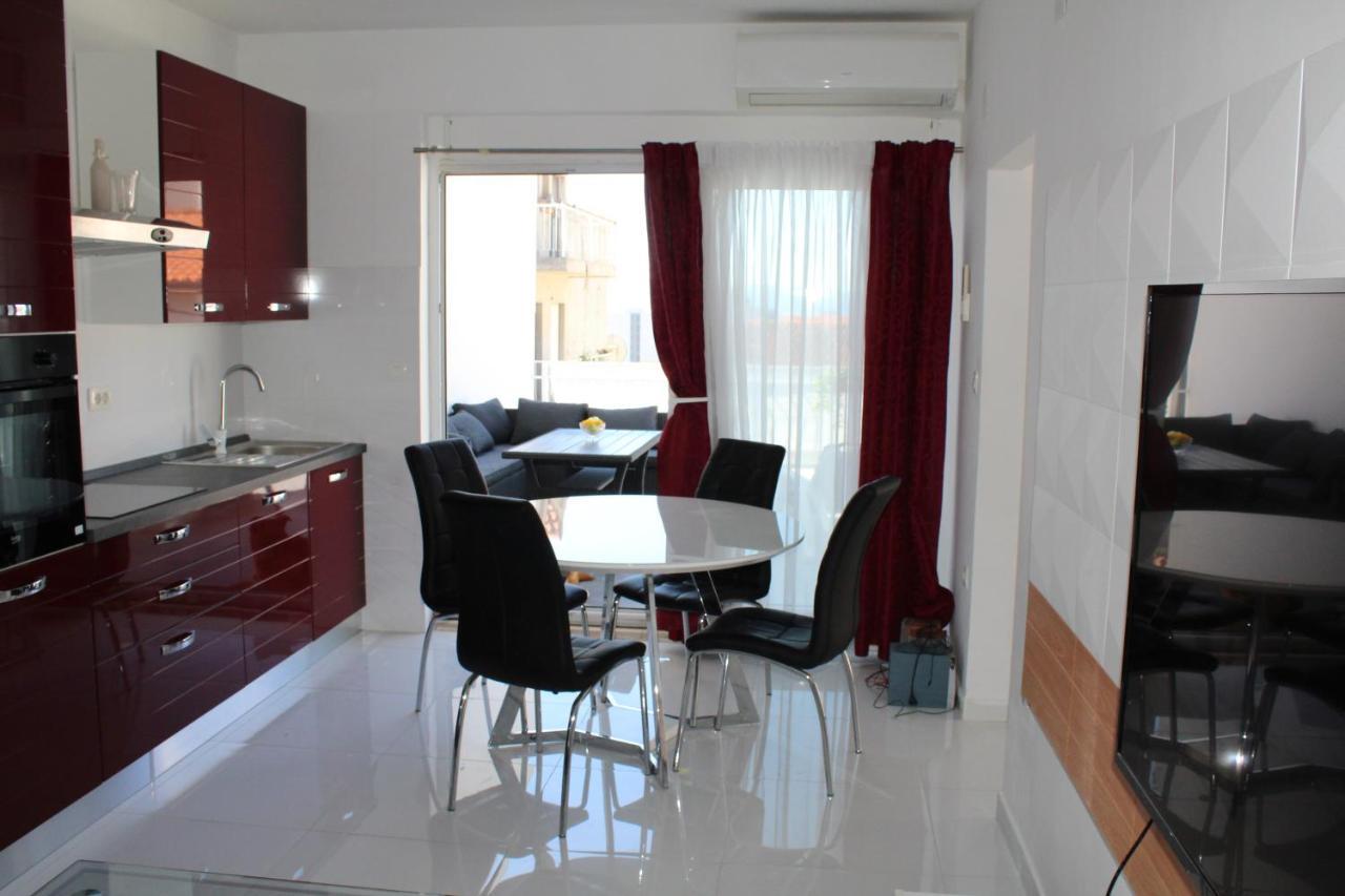 Luxury apartment Maestral - private pool Split Extérieur photo