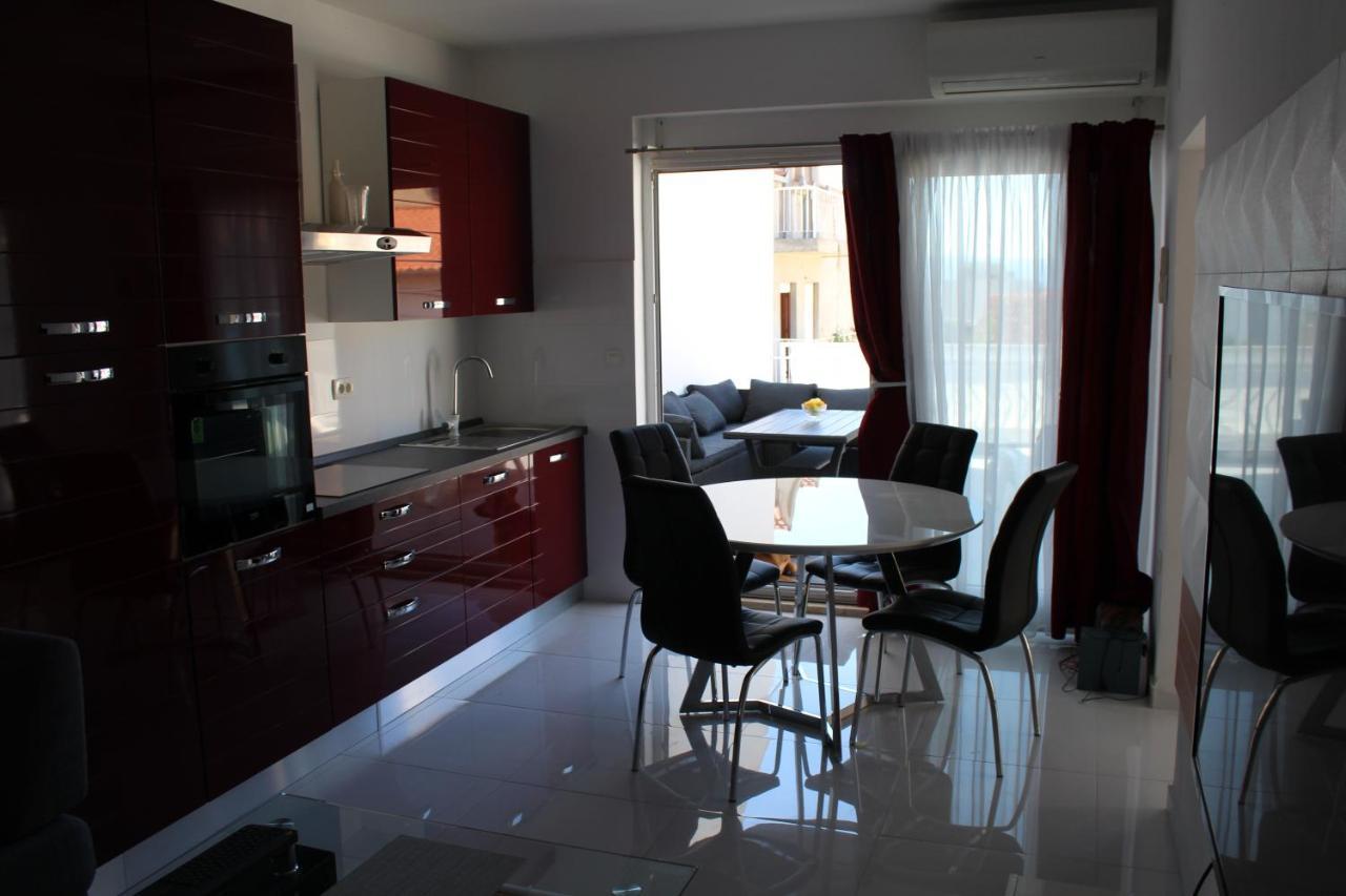 Luxury apartment Maestral - private pool Split Extérieur photo