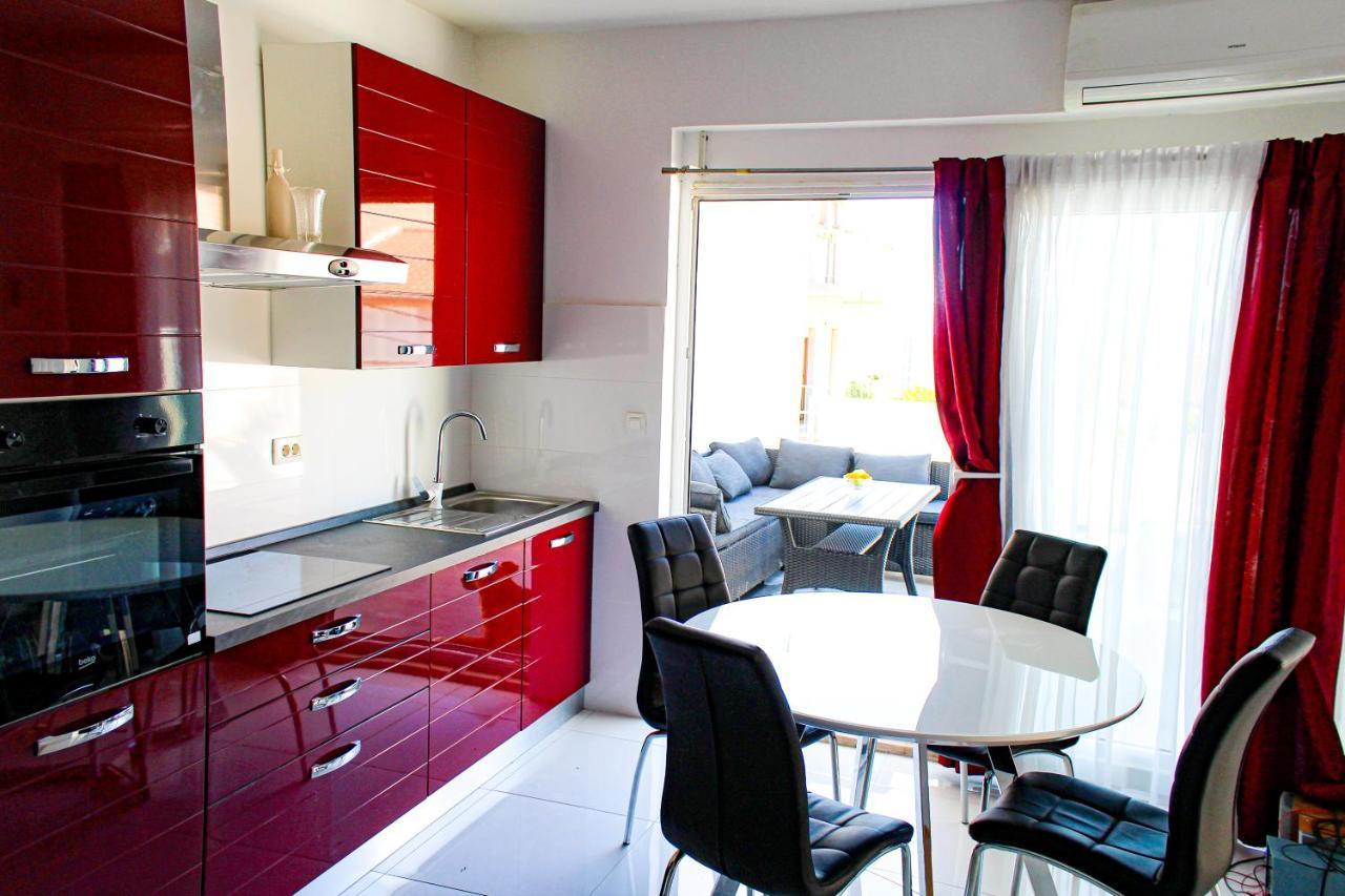 Luxury apartment Maestral - private pool Split Extérieur photo